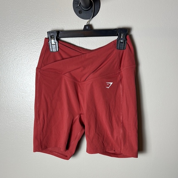 Gymshark Women's Red Bike Shorts - Picture 6 of 6